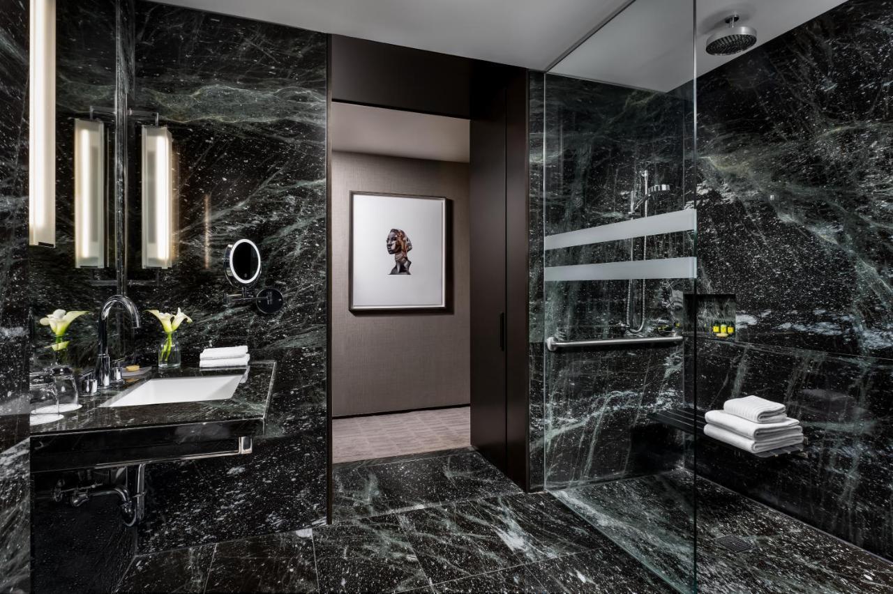 The Hazelton Hotel Toronto Esterno foto